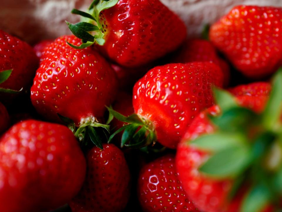 strawberries foods for healthy skin