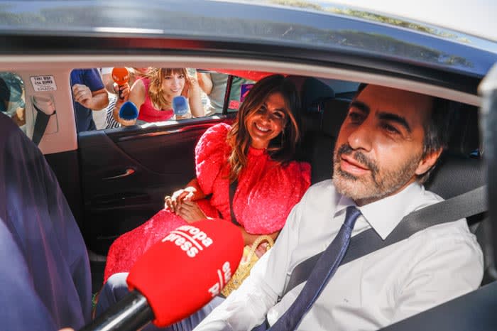 Nuria Roca y Juan del Val en la boda de Tamara Falcó