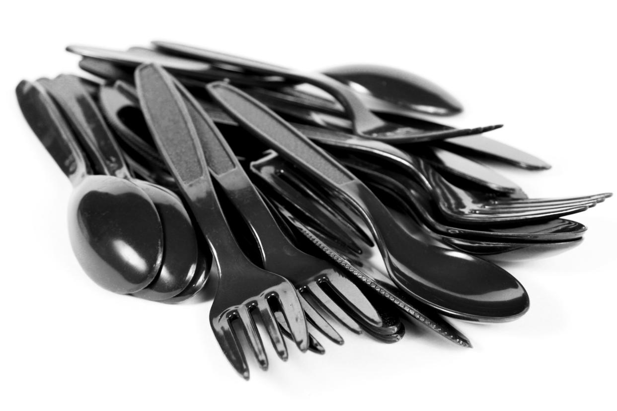 black plastic cutlery