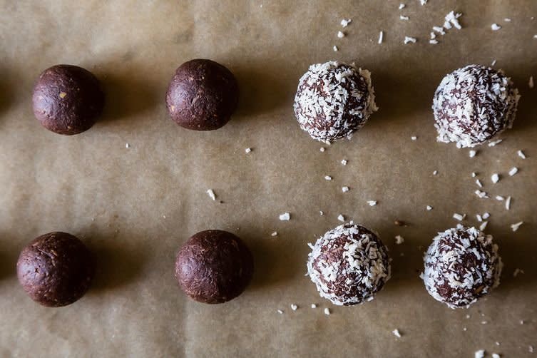 <strong>Get the <a href="http://food52.com/recipes/21027-dark-chocolate-coconut-bites" target="_blank">Dark Chocolate &amp; Coconut Bites recipe f</a>rom&nbsp;we eat.happy/Food52</strong>