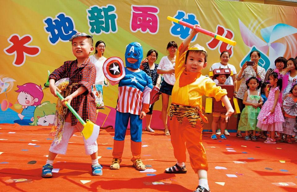 受惠中國大陸「二胎解禁」的趨勢，大地幼教潛力十足。（東方IC）