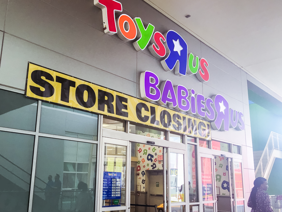 Is Toys R Us coming back?