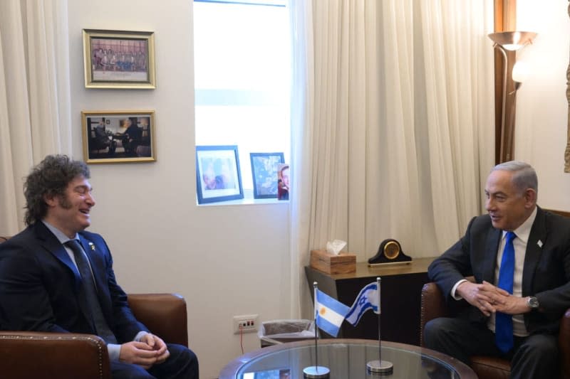 Prime Minister of Israel Benjamin Netanyahu (R) meets with Argentina's President Javier Milei. Amos Ben-Gershom/GPO/dpa