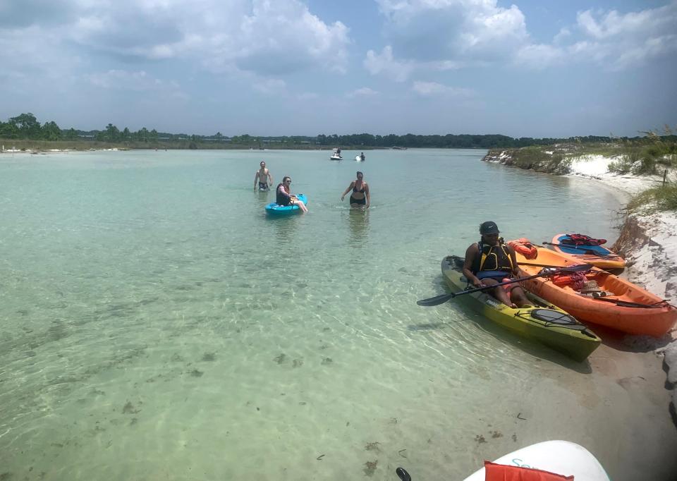 Friends of Camp Helen will host a kayak ecotour on Lake Powell from 9-11 a.m. at Camp Helen State Park.