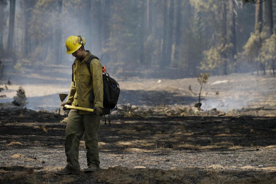 Wildfires threaten Yosemite