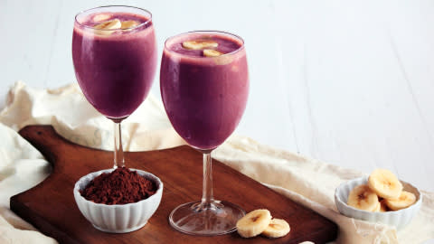 These simple smoothies will keep you full until lunch, no supplements required.