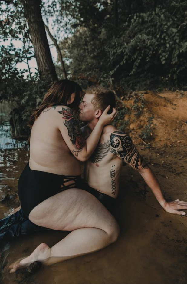 The couple look utterly, incredibly, adorably in love. Photo: Facebook/Wolfnrosephotos