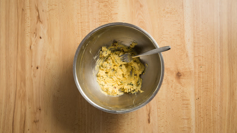 egg yolk mixture in bowl 