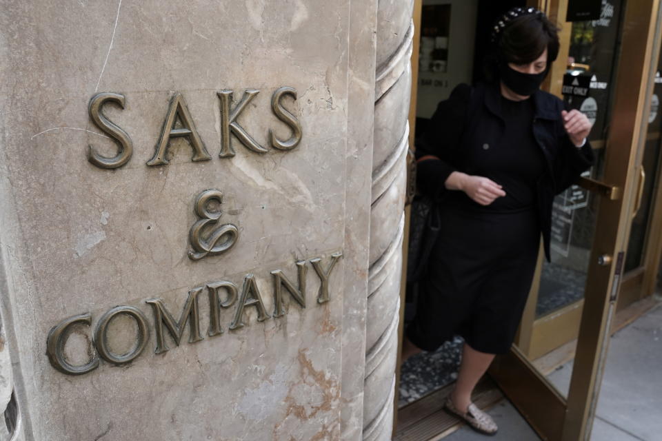 A Saks Fifth Avenue is pictured during the spread of the coronavirus disease (COVID-19) in the Manhattan borough of New York City, New York, U.S., October 19, 2020. REUTERS/Carlo Allegri