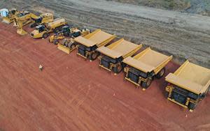 Initial mining fleet on site