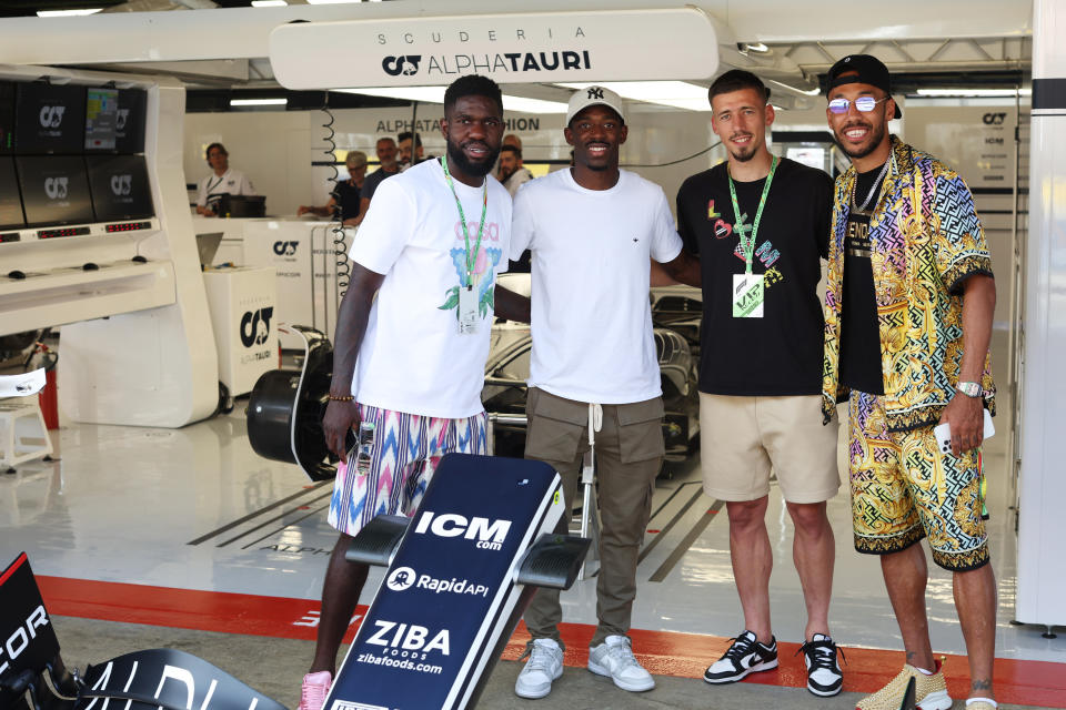 Samuel Umtiti, Ousmane Dembele, Clement Lenglet y Pierre-Emerick Aubameyang en el Gran Premio de F1 de Barcelona. (Photo by Peter Fox/Getty Images)