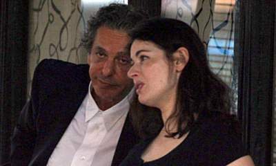 Saatchi To Divorce Nigella After Neck Row