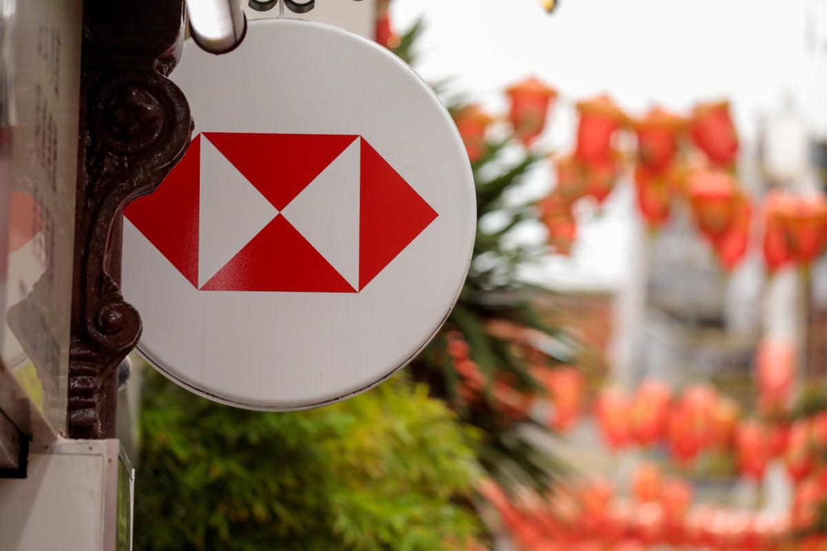 HSBC Under Scrutiny Over Hong Kong Expats’ Retirement Funds