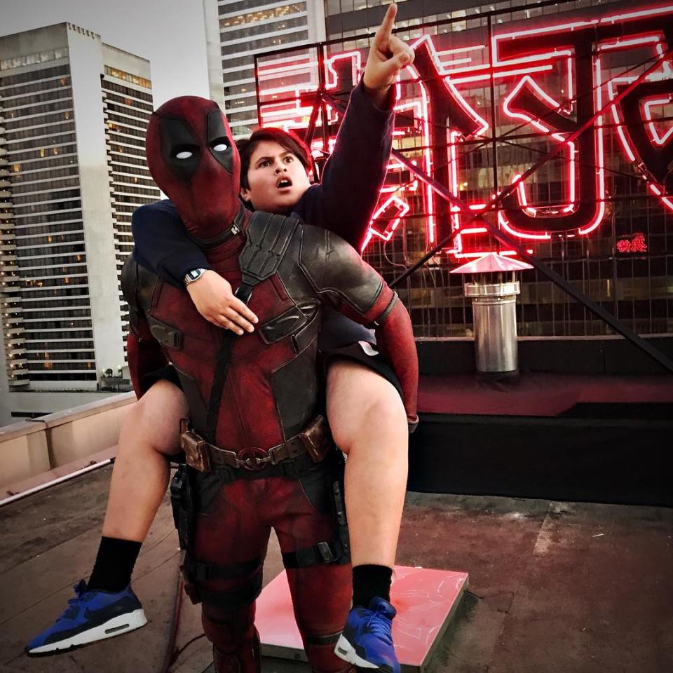 <p>Reynolds introduced a new castmember, New Zealand actor Julian Dennison, in this June 27 post: “Giving Julian Dennison a warm Deadpool welcome as we stare off into our beautiful future together.” (Photo: <a rel="nofollow noopener" href="https://www.instagram.com/p/BV33VF8DqSz/" target="_blank" data-ylk="slk:vancityreynolds;elm:context_link;itc:0;sec:content-canvas" class="link ">vancityreynolds</a>/Instagram) </p>
