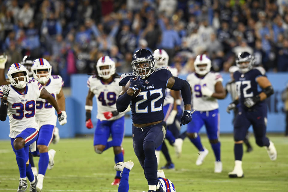 Tennessee Titans running back Derrick Henry (22) runs 76 yards for a touchdown against the Buffalo Bills. (AP Photo/Mark Zaleski)