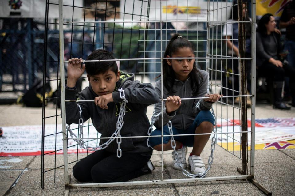 Children take part in a protest against US immigration policies outside the US embassy in Mexico City on June 21, 2018 (AFP via Getty Images)