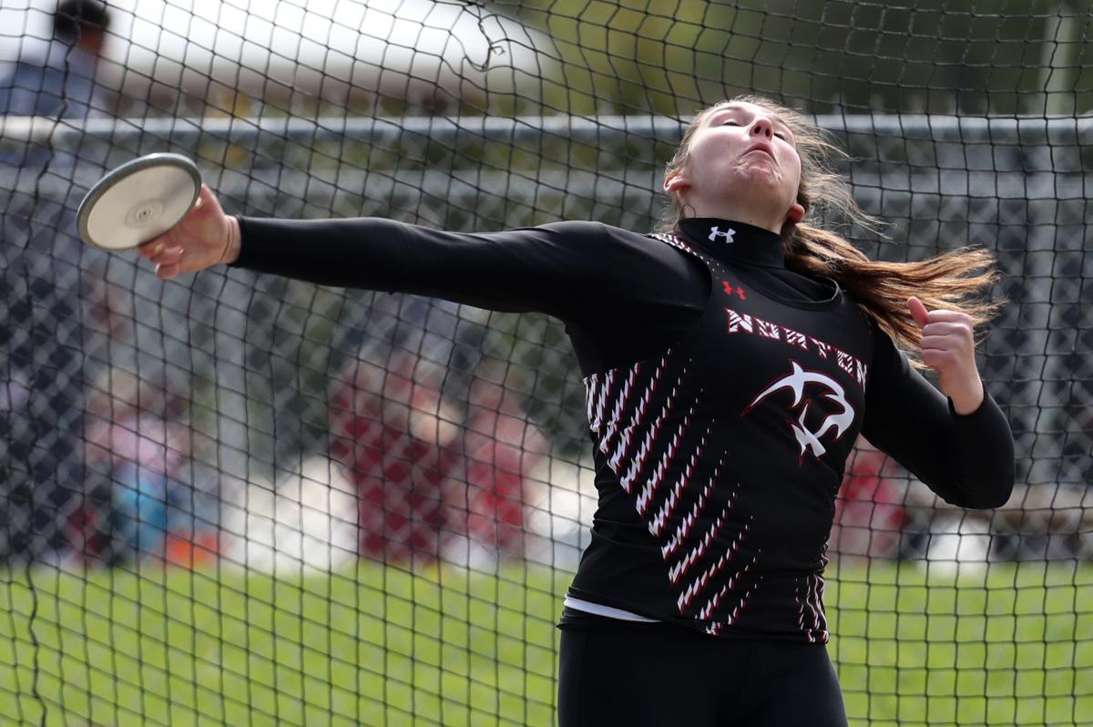 Bulldogs boys, Wadsworth girls win Woodridge WrapUp team track titles