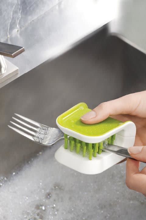 Clean dishes faster.