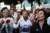 Thai ex-PM Yingluck defiant as verdict looms