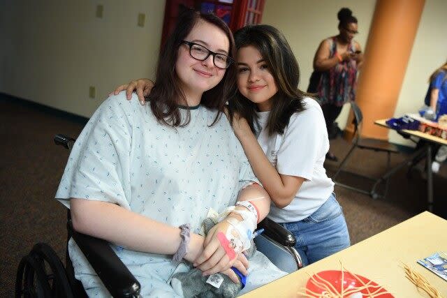 The 26-year-old singer first met with fans at the hospital for Big Slick 2019 Celebrity Weekend.