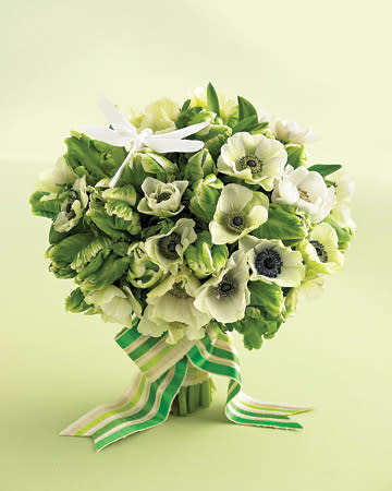 <div class="caption-credit"> Photo by: Yunhee Kim</div><b>Modern Bouquet <br></b> <br> Stems of feathery, crepelike blooms add tons of texture to this green-and-white delight. Bunched together en masse and tied together with a crisp, multihued striped ribbon, the vibrant bouquet is more like a portable garden -- cheerfully, blissfully uplifting. <br>