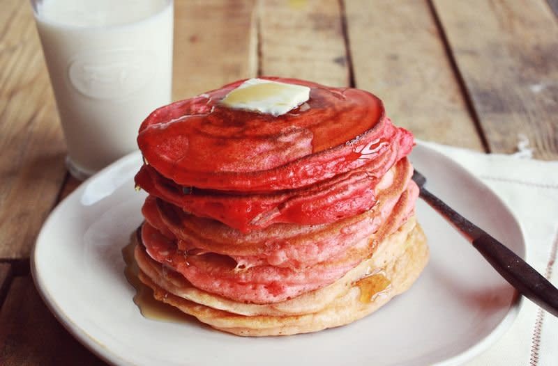 <strong>Get the <a href="http://www.abeautifulmess.com/2012/12/ricotta-pancakes-recipe.html" target="_blank">Ombre Ricotta Pancakes recipe</a> from A Beautiful Mess</strong>