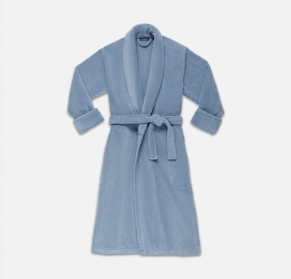 <p><a href="https://go.redirectingat.com?id=74968X1596630&url=https%3A%2F%2Fwww.brooklinen.com%2Fproducts%2Fsuper-plush-robe&sref=https%3A%2F%2Fwww.esquire.com%2Flifestyle%2Fg42158962%2Fbest-gifts-under-100%2F" rel="nofollow noopener" target="_blank" data-ylk="slk:Shop Now;elm:context_link;itc:0;sec:content-canvas" class="link ">Shop Now</a></p><p>Super-Plush Robe</p><p>brooklinen.com</p><p>$98.00</p>