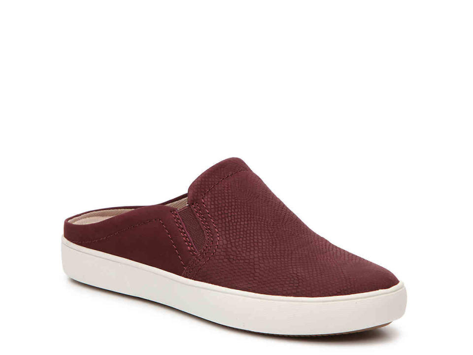 Get them <a href="https://www.dsw.com/en/us/product/naturalizer-manor-slip-on-sneaker/407483?activeColor=600&amp;width=Wide" target="_blank">here</a>.&nbsp;