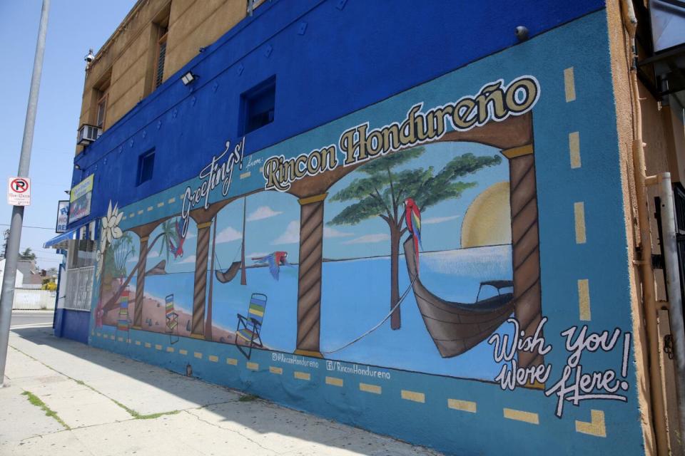 El restaurante Rincón Hondureño se encuentra ubicado en el 1654 W. Adams Blvd, en Los Ángeles.