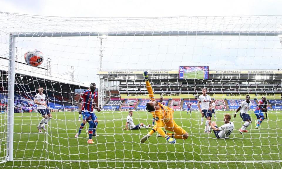 Jeffrey Schlupp fires home the equaliser as Palace ended a run of seven straight defeats.