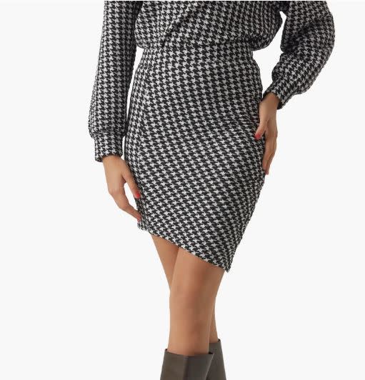 Vero Modo Bena Houndstooth Check Jersey Skirt