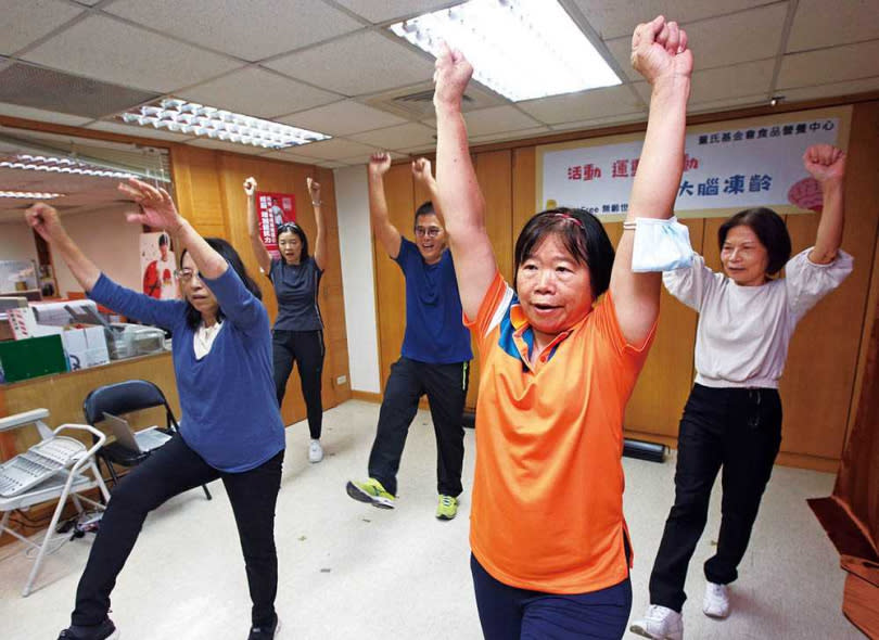 定期運動不只能預防失智症，也可以幫助患者延緩大腦退化速度。（圖／報系資料庫）