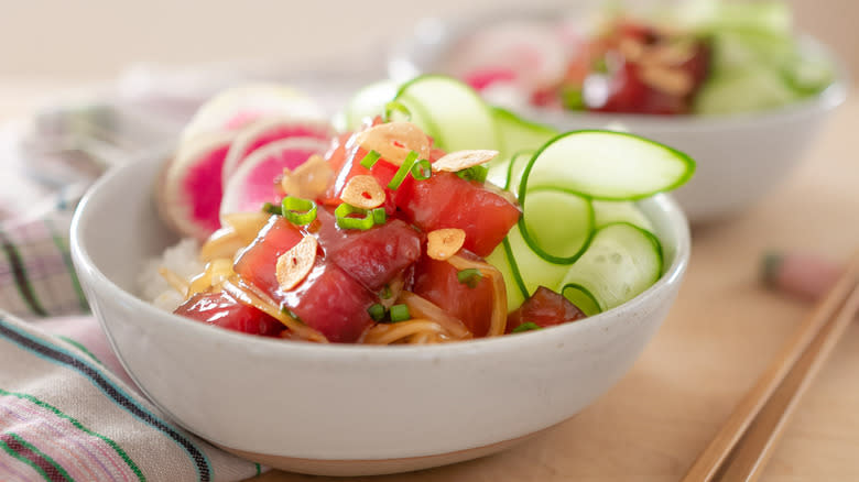 raw tuna chunks with vegetables