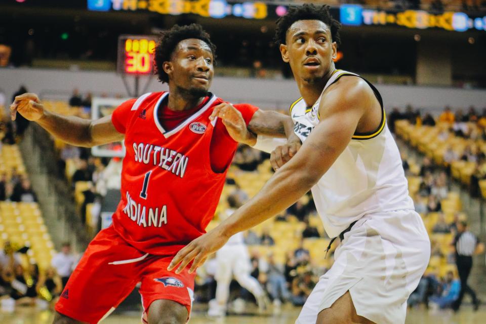 Missouri's DeAndre Gholston (right) defends Southern Indiana's Isaiah Swope during the Tigers' 97-91 win over the Screaming Eagles on Nov. 7, 2022, at Mizzou Arena.