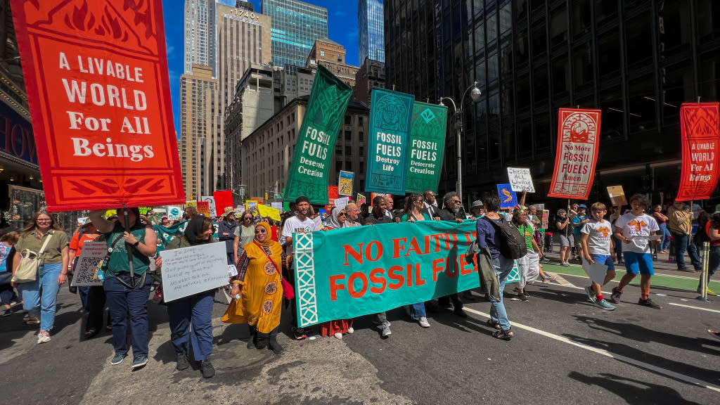  Climate protesters in New York. 