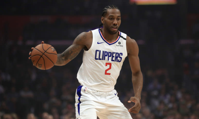 Kawhi Leonard dribbles the ball for the Los Angeles Clippers.