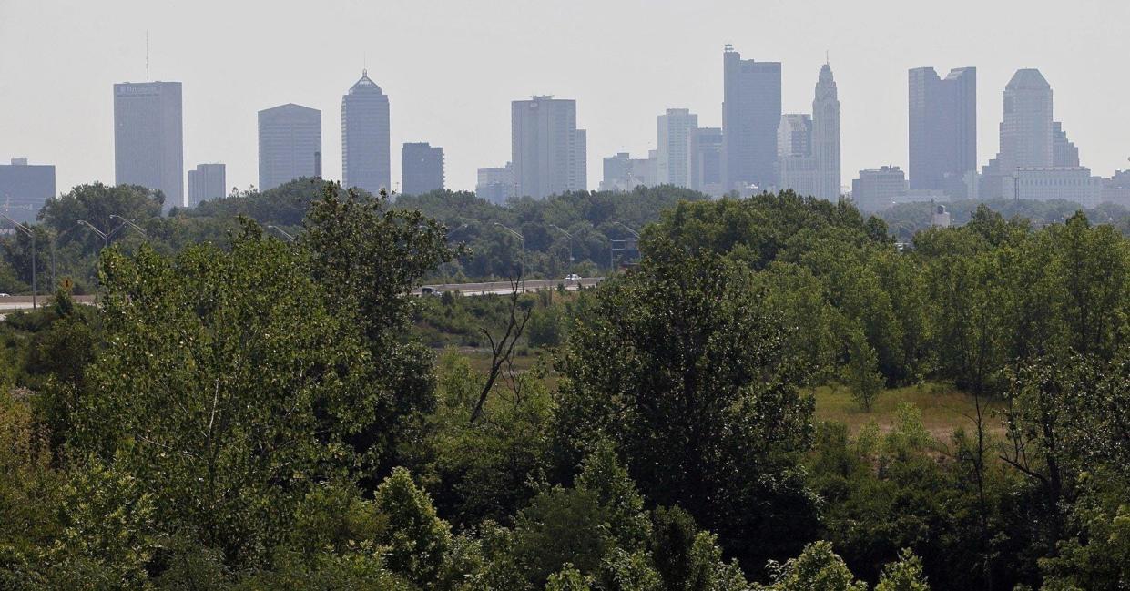 The Columbus skyline in a smog-filled haze.