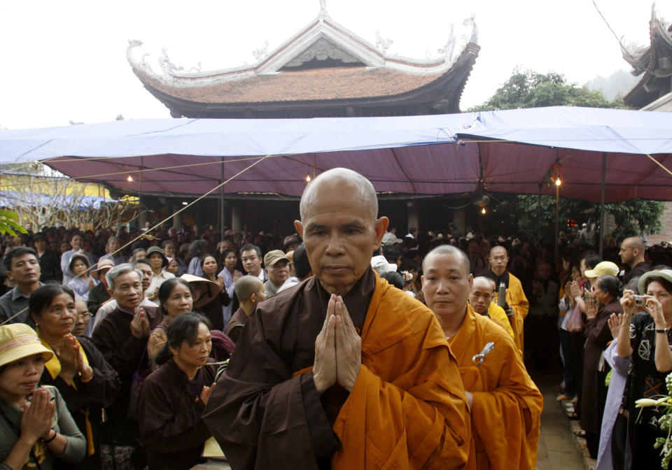 Buddhist monk Thich Nhat Hanh (Photo: Nguyen Huy Kham / Reuters)