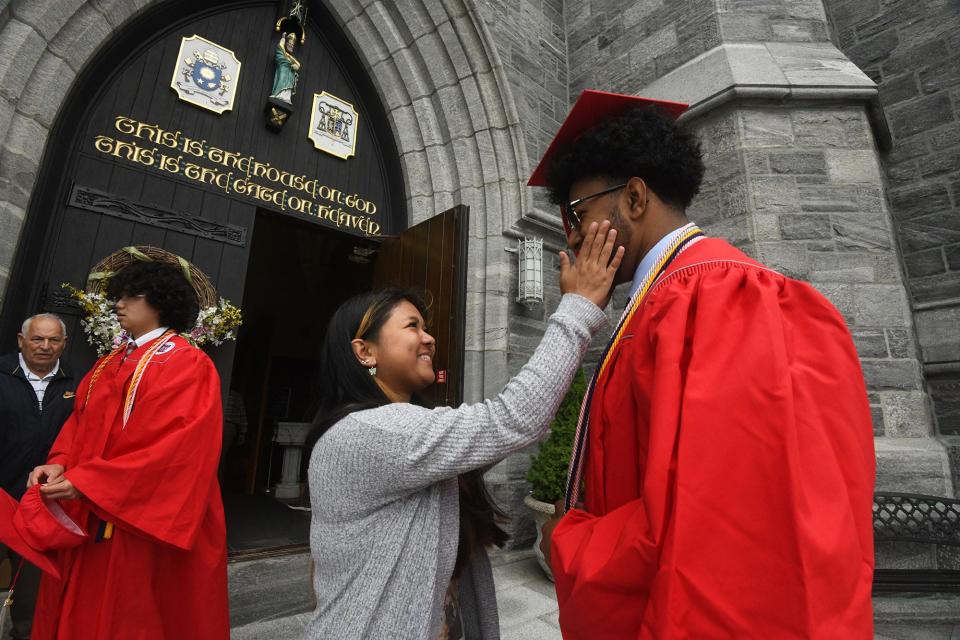 Saint Bernard School graduates 58 young men and women
