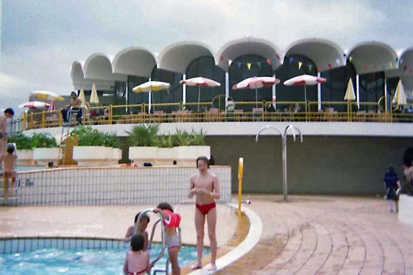 Morecambe Leisure Park later expanded and was renamed Bubbles