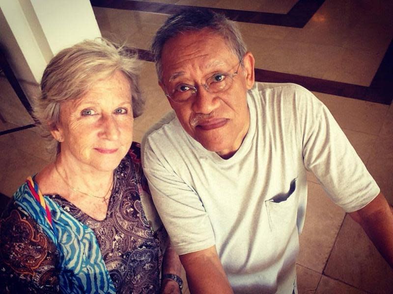吳耀漢（右）與第二任妻子Susan（左）攜手走過58年，恩愛不減。（翻攝自吳耀漢臉書）