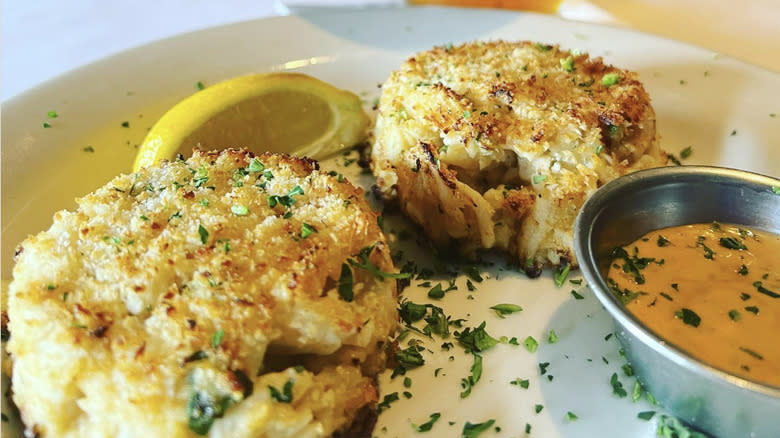 Bonefish Grill crab cakes