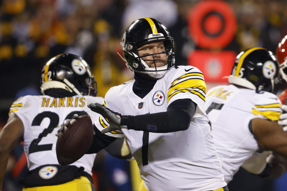 Pittsburgh Steelers quarterback Ben Roethlisberger (7) throws a pass during the first half of an NFL wild-card playoff football game against the Kansas City Chiefs, Sunday, Jan. 16, 2022, in Kansas City, Mo. (AP Photo/Colin E. Braley)