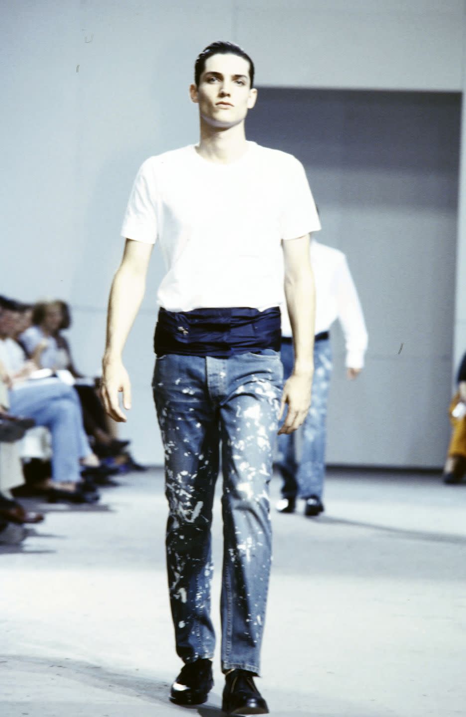 helmut lang mens spring 1998 ready to wear runway show photo by kyle ericksenpenske media via getty images