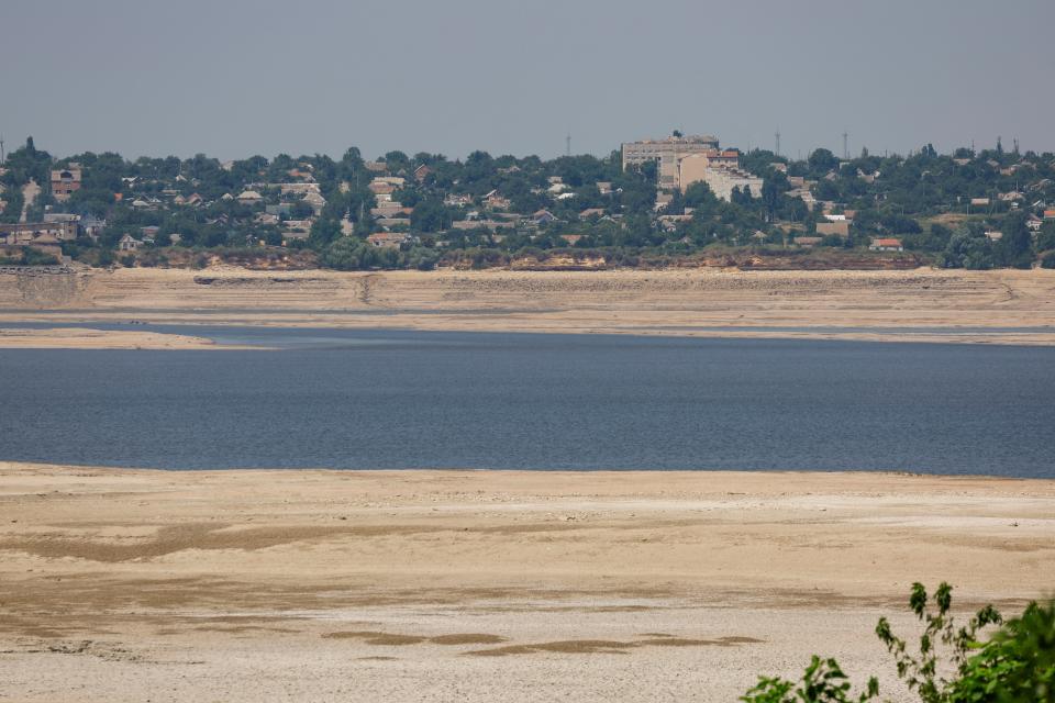 Water levels sharply dropped following the collapse of the Nova Kakhovka dam (REUTERS)