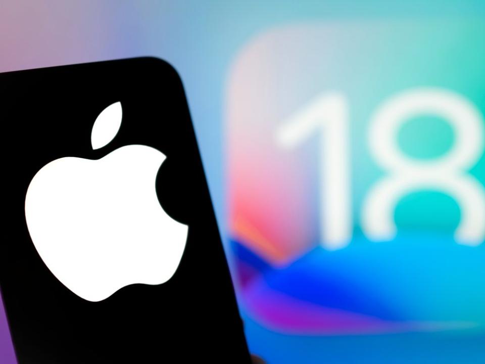 Das anstehende Betriebssystem-Upgrade auf iOS 18 ist nur eine von mehreren Neuerungen, auf die Apple-Nutzer ab Herbst Zugriff haben. (Bild: Jaap Arriens/NurPhoto via Getty Images)