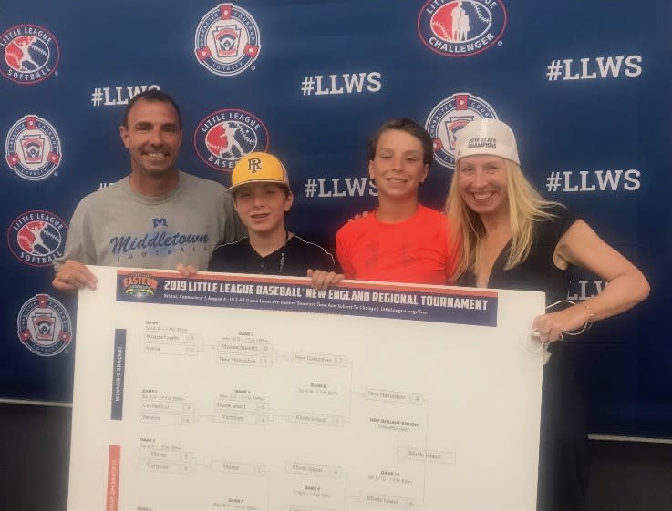 Mets VP of Scouting Tommy Tanous (L.) with his sons Lucas (second from left), Gabe (second from right) and wife Beth (right) after the New England regional tournament. (Photo courtesy of the Tanous family)