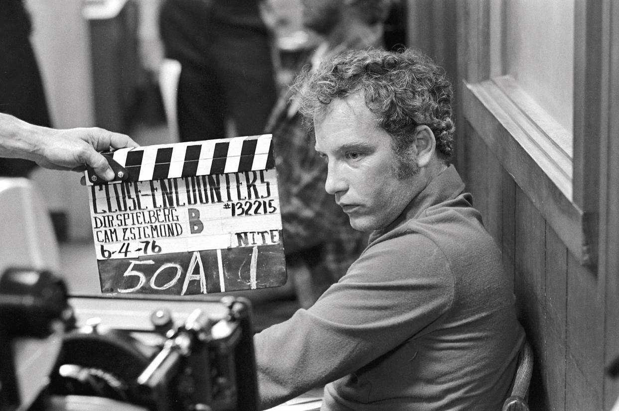 Richard Dreyfuss prepares for a take on the set of "Close Encounters of the Third Kind."