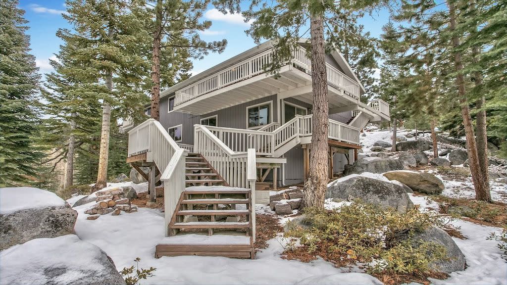 Luxe Mountain Home in Carson Valley, NV