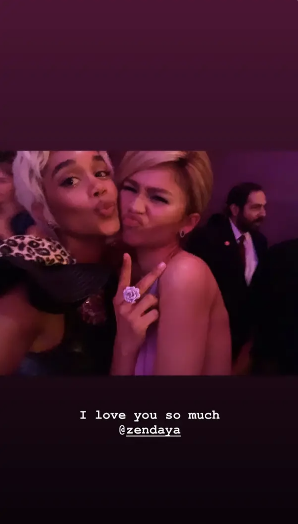 Zendaya and Laura posing closely with pouty faces at an event, text overlay expressing affection for Zendaya